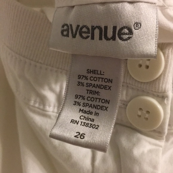 26W Avenue 26W Baggy Cotton Capri Pant with Comfort Waist - Nantucket Coastal. - Picture 5 of 15